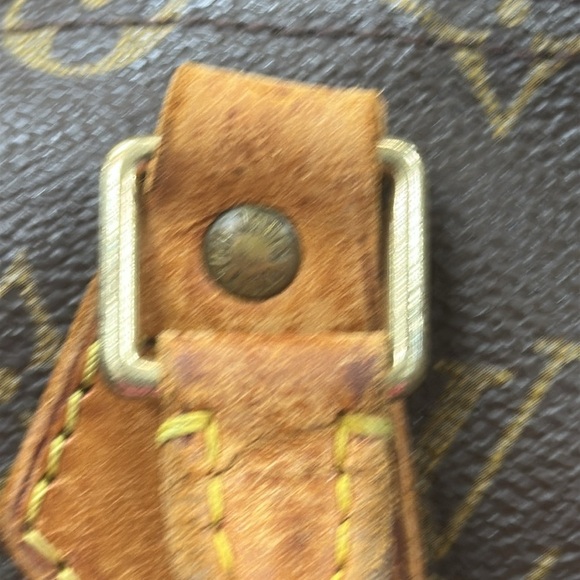 Louis Vuitton Speedy 35 Monogram - Picture 14 of 16